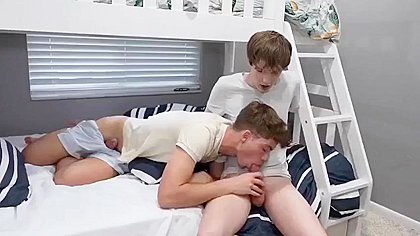Roommates - 044