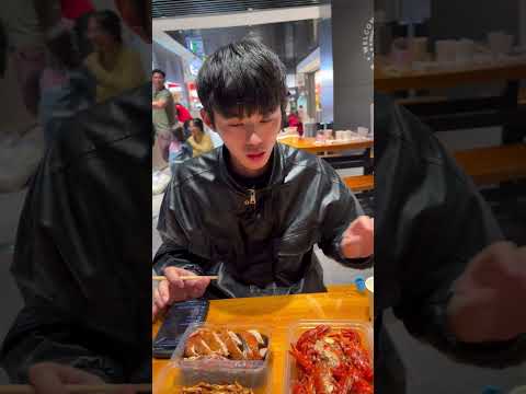 Making the little dog next door drool! | #bl #bltiktok #lgbt #jenvlog #đammỹ - BL Couple サムネイル