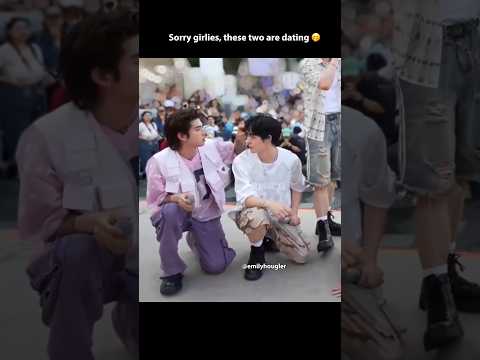 They ain’t try to hide it 🤭🥰 サムネイル