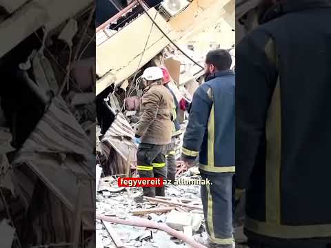 Az iráni Forradalmi Gárda tagjai vezetik a Hezbollahot サムネイル