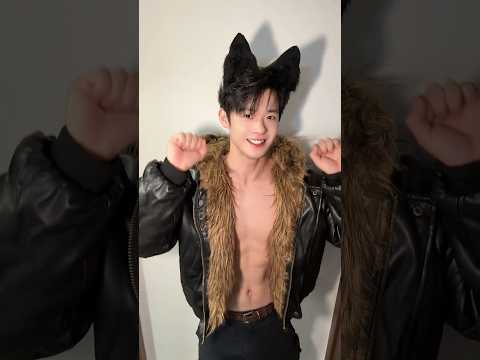 TikTok Video Hot Boy | Douyin Hot Boy #shorts #tiktok #reels #hotboy #boylove #bl #gym #foryou #fyp サムネイル