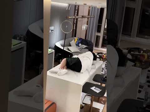 My little baby, who's been sulking and sleeping on the table | #bl #lgbt #jenvlog - BL Couple サムネイル