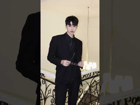 Just a bird in the forest | Jiang Feng & Dong Dong #bl #bltiktok #lgbt #jenvlog - BL Couple サムネイル