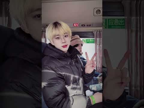 Wang Yi & Lian Lian #bl #jenvlog #gay #couple #lgbt #bltiktok - BL Couple サムネイル