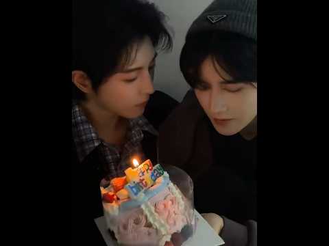 Seems like it’s going to be a long night of bday for parents 🎂🤭 サムネイル