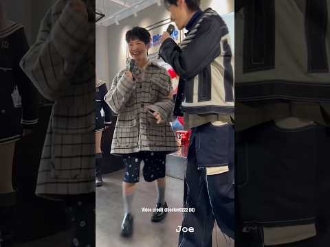 This is when daddy bring his baby to the work, ahhhh cuteeeee🤏😭❤️ サムネイル