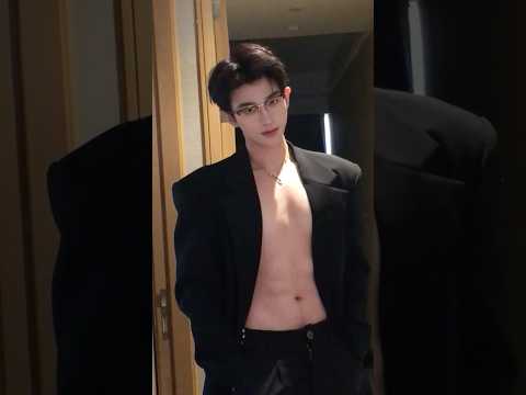 Boys | BL video | Asian Men | #body #boy #boyfriend #gay #bl #tiktok #trending #asian #shorts #fyp サムネイル