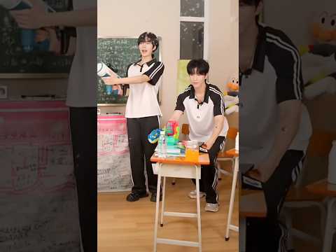 High school boyfriends era was so cuteeee🤏🥰 サムネイル