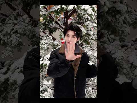godddd baobei looks so freaking handsome and cuteeeee🥰❤️ サムネイル
