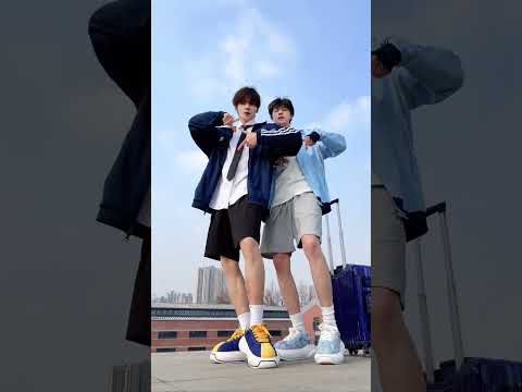 Two handsome little guys | Xiang Cheng Rui & Liu Xiao Xiong #bl #jenvlog #lgbt #bltiktok - BL Couple サムネイル