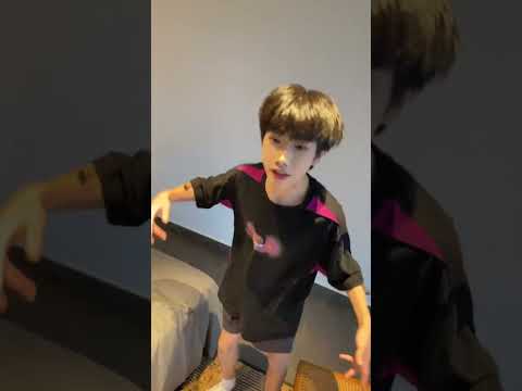 Prank your boyfriend | #bl #lgbt #jenvlog #bltiktok #blvlog - BL Couple サムネイル