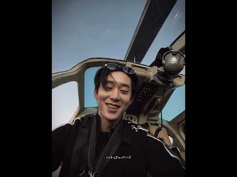 EST RIDING HELICOPTER 😭 ##est_rvp #gmmtv #fyp #blshorts #bl #williamest サムネイル