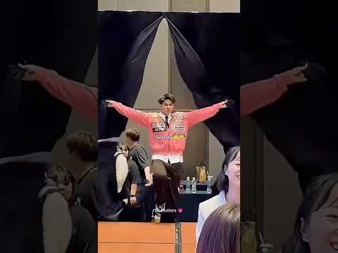 Fort is such a diva😆👏#fortpeat #blseries #blshorts #bl #thaibl #thaidrama #bldrama #bledit #edit サムネイル