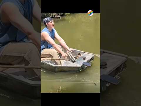 I drop my mobile in lake😱😅@Thaibls7#inpitar#innsarin#drop#lake#blactor#funny#water#fun#shorts サムネイル