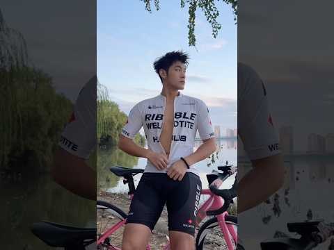 Boys | BL video | Asian Men | #body #boy #boyfriend #gay #bl #tiktok #trending #asian #shorts #fyp サムネイル