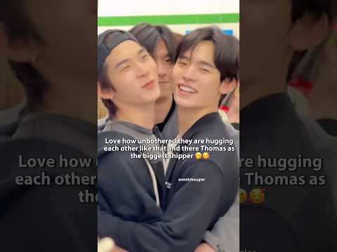 They’re minding their own business 🤭🥰 サムネイル