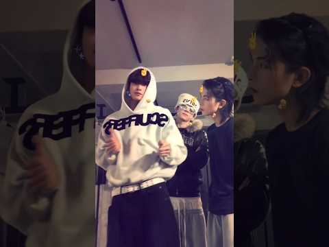 BL TikTok Video /소년 사랑 소년 /boy Love boy #boylove #blshorts #bltiktok #bl #boyloveboy #foryou #fyp サムネイル