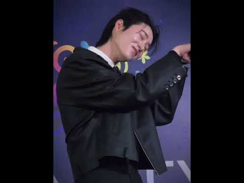 ESTMEOWWW 🤏🏻 #est_rvp #gmmtv #fyp #blshorts #bl #williamest サムネイル