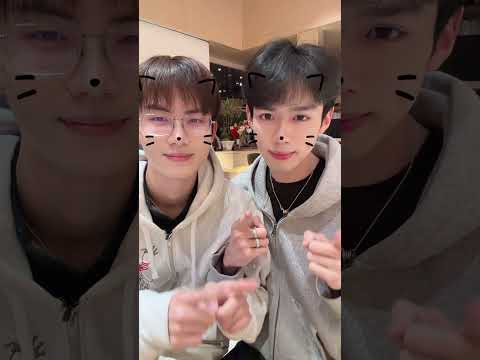 Jiang Penghan & Hu Jing #bl #jianghu #bltiktok #blvlog #lgbt - BL Couple サムネイル