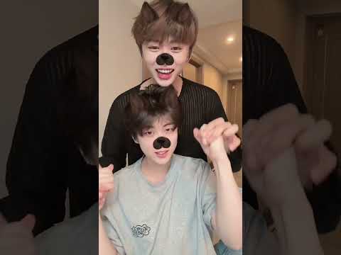 Wang Yi & Lian Lian #bl #jenvlog #gay #lgbt #bltiktok - BL Couple