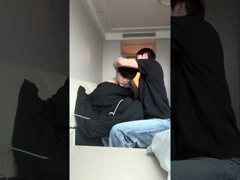 Wang Yi & Lian Lian #bl #jenvlog #gay #lgbt #bltiktok - BL Couple サムネイル