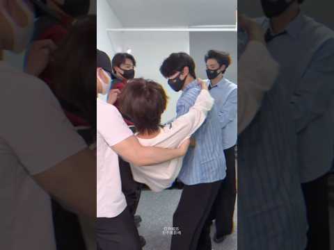 BL TikTok Video / 소년 사랑 소년 / boy Love boy #bldouyin #blshorts #bltiktok #bl #boyloveboy #foryou #fyp サムネイル