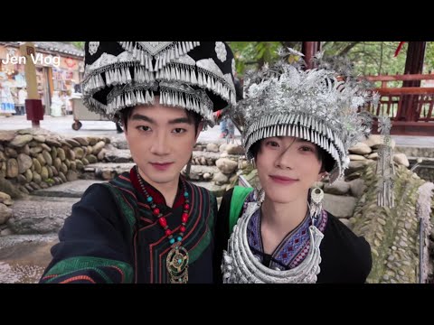 [Engsub/BL] Explore the world with you - Travel Vlog | Xiao Li & Xiao Yang - BL Couple サムネイル