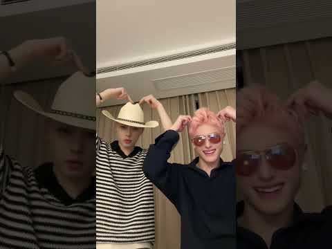 Weird and cute | Dong Jia Yao & Zhang Zhe Chen #bl #bltiktok #lgbt #gay #jenvlog - BL Couple サムネイル