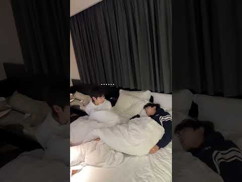 Sleep alone tonight! | #bl #lgbt #jenvlog #bltiktok #blvlog - BL Couple サムネイル
