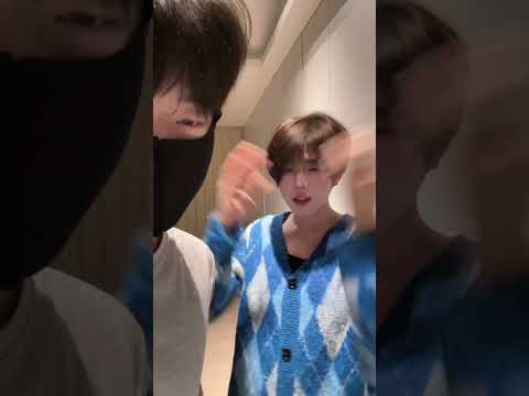 A duet with my pure friendship neighbor | #bl #bltiktok #lgbt #jenvlog - BL Couple サムネイル