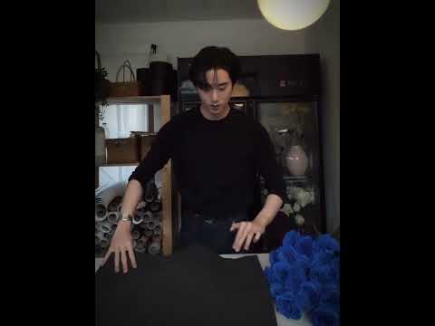 ARRANGING BLUE ROSES FOR WILLIAM😭😭😭 #williamest #est_rvp #williamjkp #gmmtv #fyp #blshorts #bl サムネイル