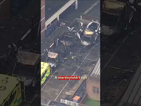 Vádat emeltek az egyik londoni zsidó segélyszervezet négy mentőautójának felgyújtása ügyében サムネイル