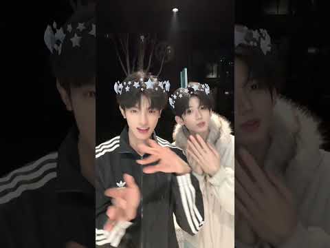 being lovey-dovey | #bl #bltiktok #lgbt #gay #jenvlog #vlog - BL Couple サムネイル