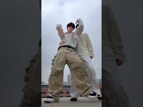 Xiang Cheng Rui & Liu Xiao Xiong #bl #jenvlog #lgbt #bltiktok  - BL Couple サムネイル