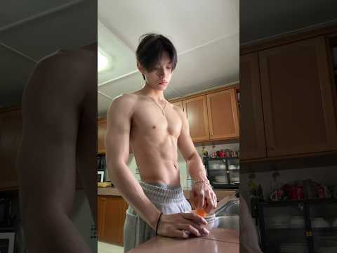 TikTok Video Hot Boy | Douyin Hot Boy #shorts #tiktok #reels #hotboy #boylove #bl #gym #foryou #fyp サムネイル