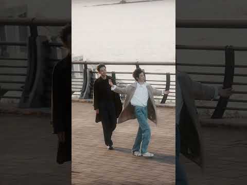 Chatting and laughing, looking back at the setting sun | Chen Zhiwen & Teacher Jin - BL Couple サムネイル