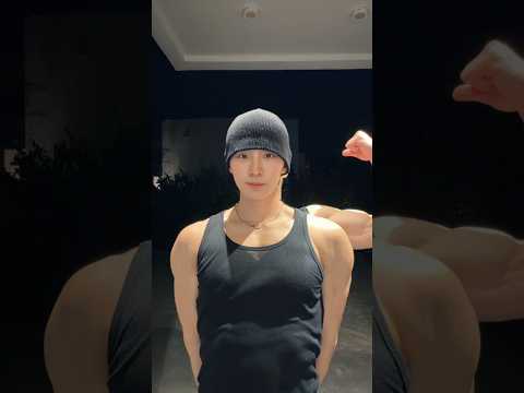 BL TikTok Video /소년 사랑 소년 /boy Love boy #boylove #blshorts #bltiktok #bl #boyloveboy #foryou #fyp サムネイル