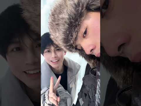 Changbai Mountain is so cold | #bl #bltiktok #lgbt #jenvlog #đammỹ - BL Couple サムネイル