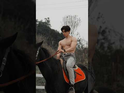 TikTok Video Hot Boy | Douyin Hot Boy #shorts #tiktok #reels #hotboy #boylove #bl #gym #foryou #fyp サムネイル