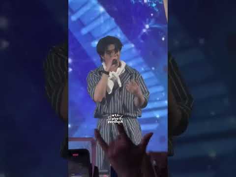 WILLIAM.IS INSANEEEE😭 #williamest #williamjkp #est_rvp #gmmtv #fyp #blshorts #bl サムネイル