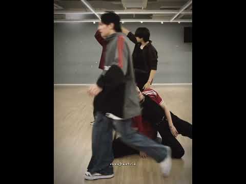 THAT WAS HOT🫠  #williamjkp #gmmtv #fyp #blshorts #bl #williamest サムネイル