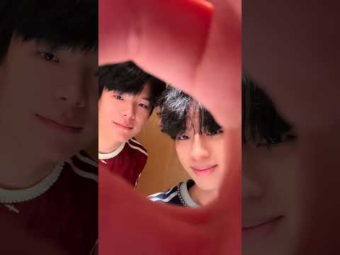 999 days 😚 Easy peasy! #bl #bltiktok #lgbt #jenvlog #đammỹ - BL Couple サムネイル