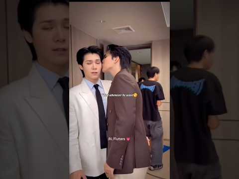 Fort just gave kiss whenever he want😘😄#fortpeat #thaibl #bl #bldrama #blseries #blshorts #bledit サムネイル