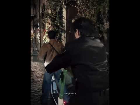 WE on electric scooters in ROME😭🖤🫳🏻 #williamest #est_rvp #williamjkp #gmmtv #fyp #blshorts #bl サムネイル