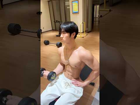 Boys | BL video | Asian Men | #body #boy #boyfriend #gay #bl #tiktok #trending #asian #shorts #fyp サムネイル