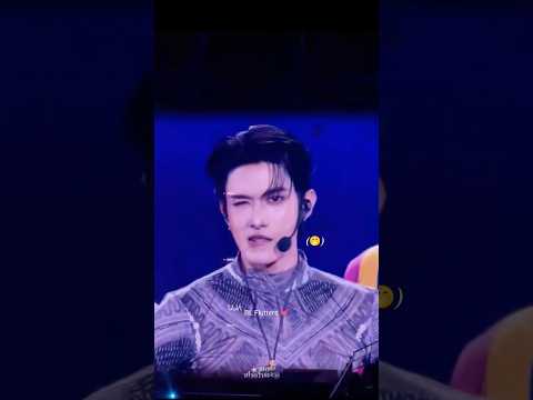 He knows he’s hot👀🥵#netsiraphop #thaibl #blseries #bl #bldrama #netjj #blshorts #bledit #edit #jj サムネイル