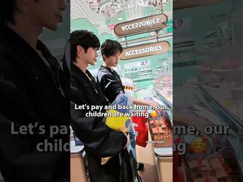 One minute with married couple and two kids life 🤏💜 サムネイル