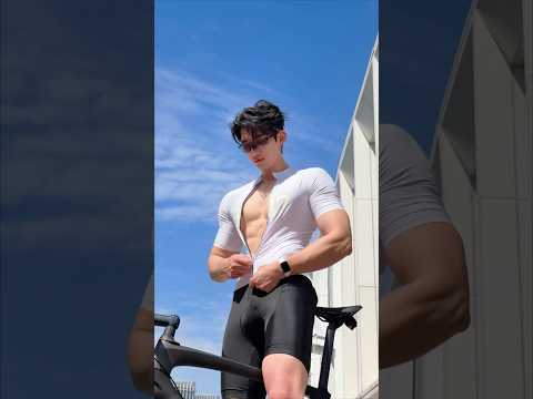 Boys | BL video | Asian Men | #body #boy #boyfriend #gay #bl #tiktok #trending #asian #shorts #fyp サムネイル