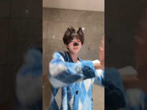 Secretly putting in effort | #bl #bltiktok #lgbt #jenvlog #đammỹ - BL Couple サムネイル