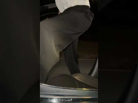 Do you have to get in the car like this?Jiang Feng & Dong Dong #bl #lgbt #jenvlog - BL Couple サムネイル